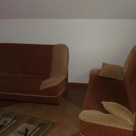 Typu Olszyna 27 * 尤斯托尼莫斯基