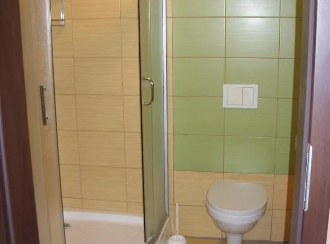 Typu Olszyna 27 Kwatera prywatna *